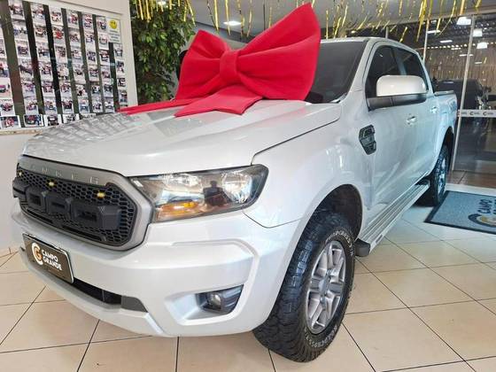 FORD RANGER 2.2 XLS 4X2 CD 16V DIESEL 4P AUTOMÁTICO